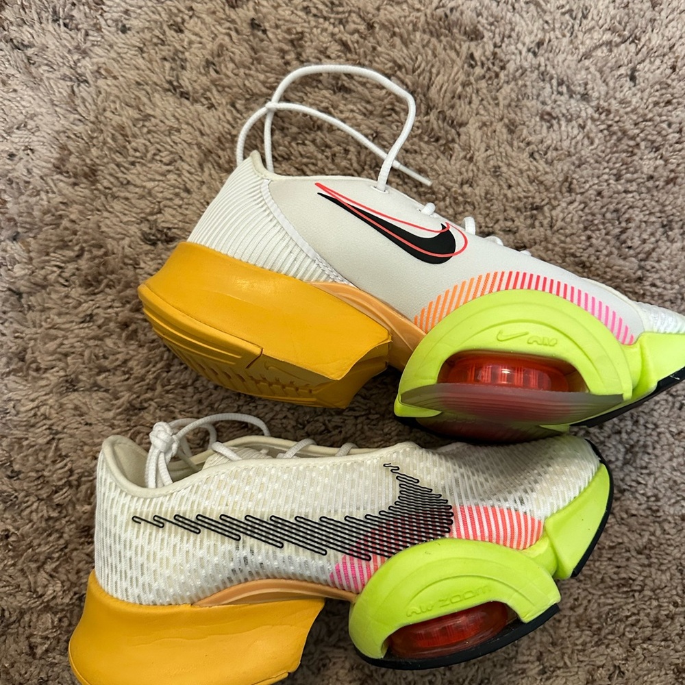 Nike White and Yellow Sneakers with Black Accents